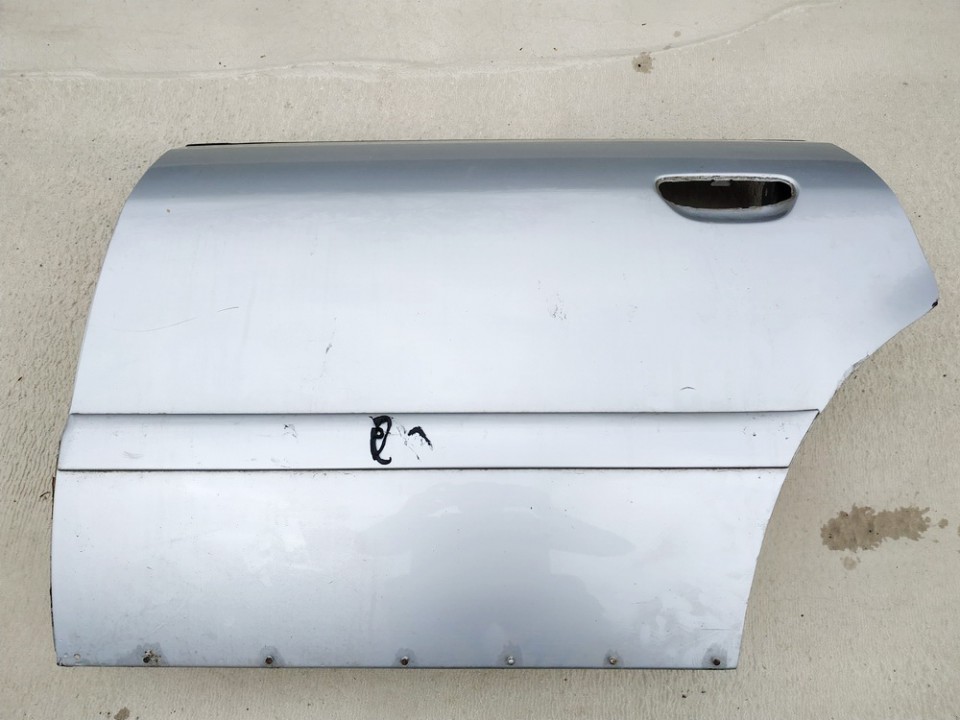 PILKOS Audi A4 1999 Takaovi - TAKANA VASEMMALLA