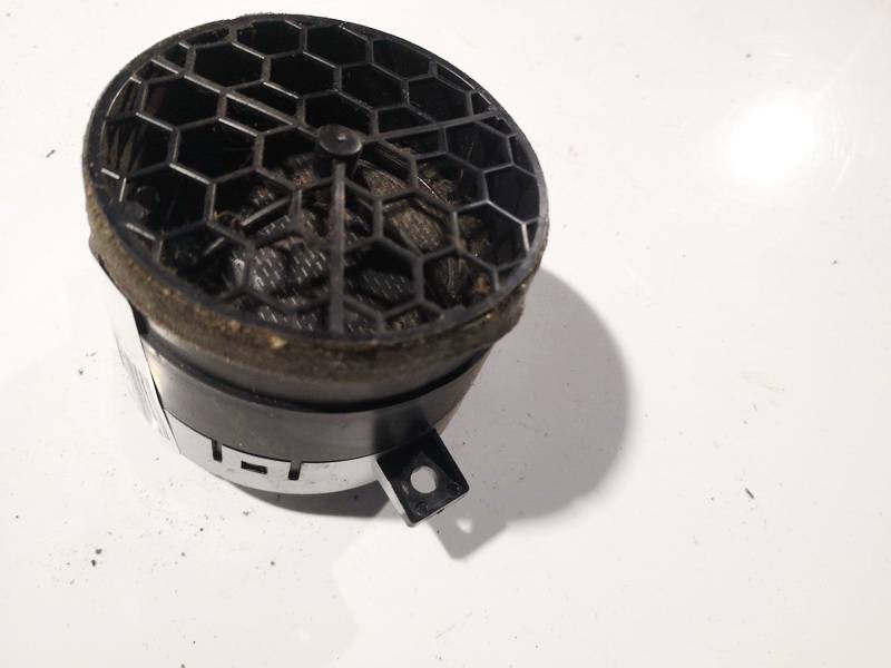 Mitsubishi Outlander 2003 Salona gaisa restes - Thumbnail 2