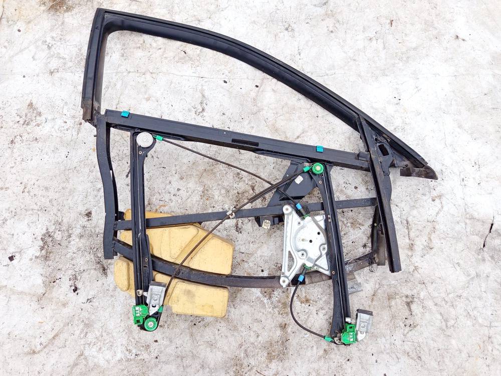 Audi A4 1997 Ościeżnica drzwi - PRZEDNIE PRAWE