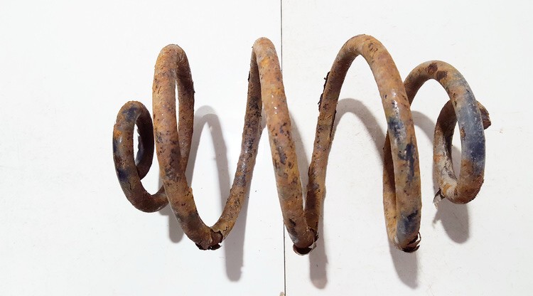 Opel Corsa 2001 Takainen iskunvaimentimen jousi