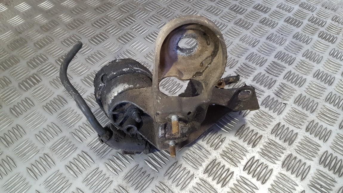 8B0199352H Audi A4 1998 Variklio pagalves bei Greiciu dezes pagalves