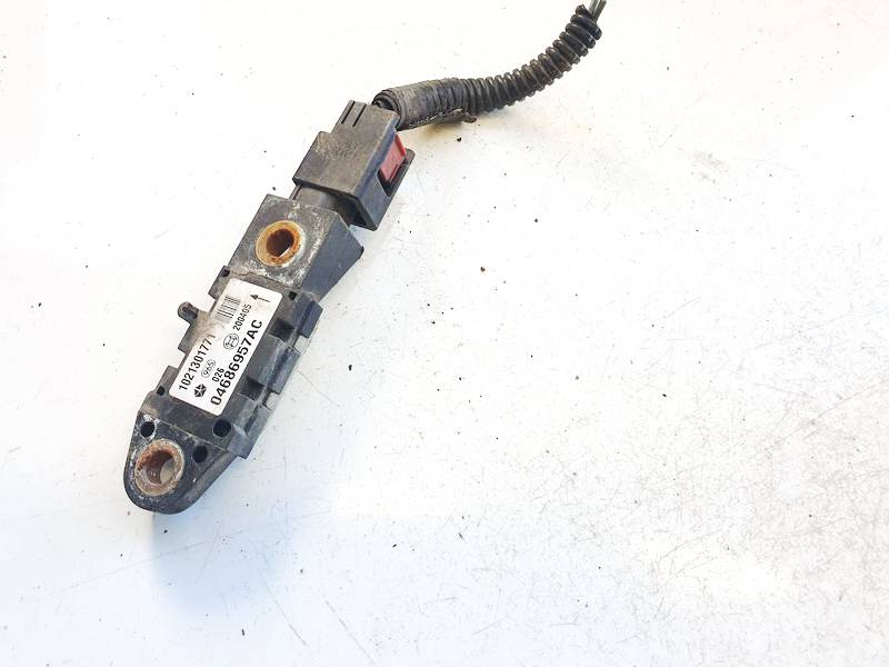 04686957AC Chrysler Pacifica 2005 Srs Airbag daviklis - Thumbnail 3