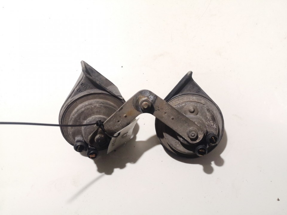 35717 Mazda 5 2005 Auto signāls - Thumbnail 2