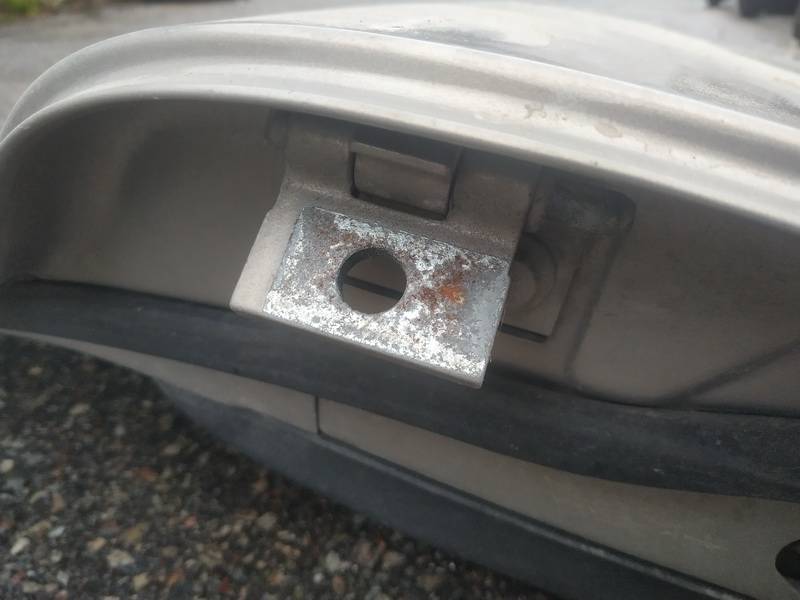 Volvo V70 2003 Bisagra inferior de la puerta trasera - RETENEDOR PUERTA - Thumbnail 2