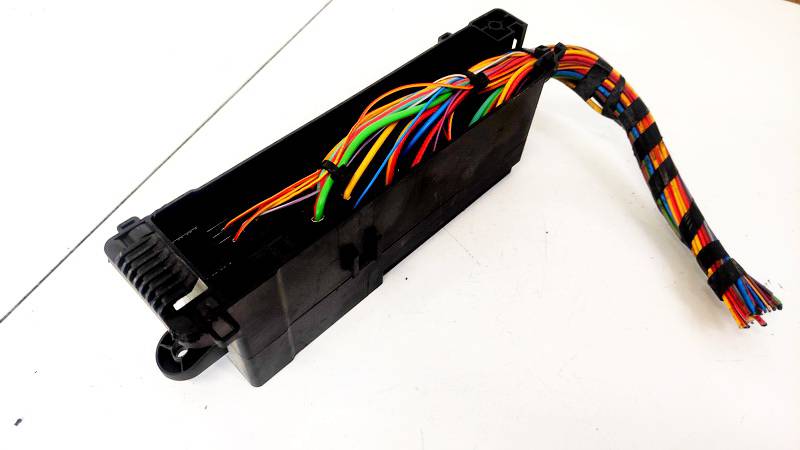 AV6T14K131AB Ford Focus 2013 Skrzynka bezpieczników - Thumbnail 2