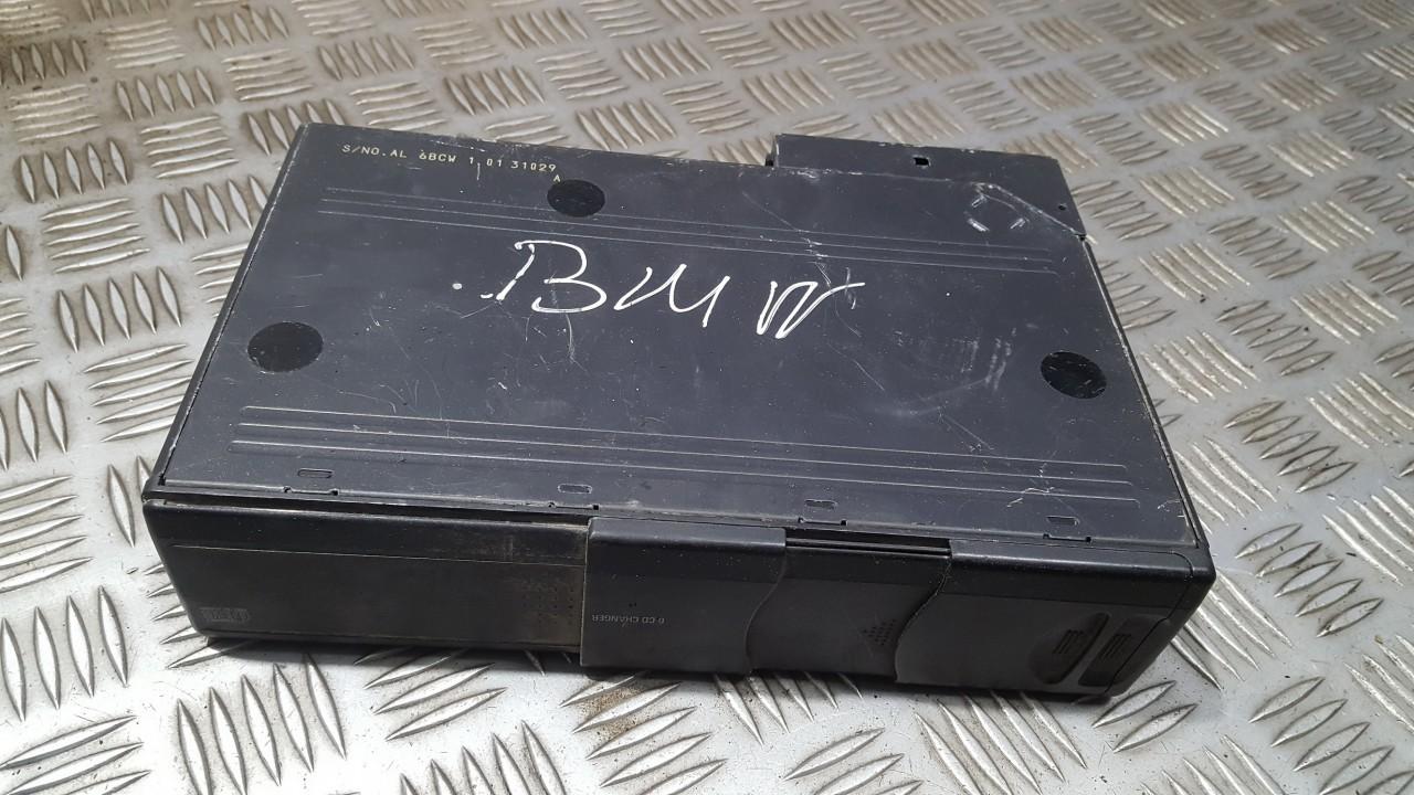 65126908948 BMW X5 2005 CD changers
