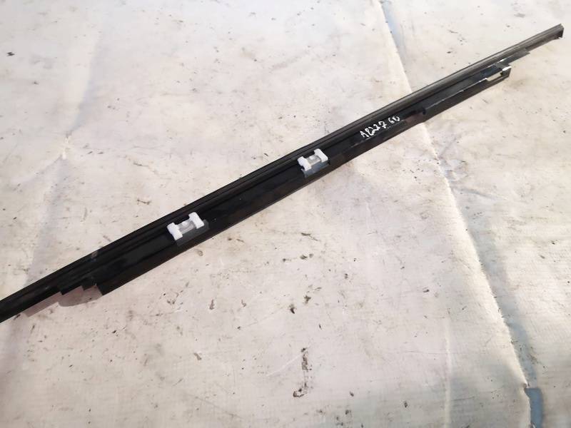 BMW X5 2002 Durvju stikla sloksne - AIZMUGURE PA LABI - Thumbnail 3