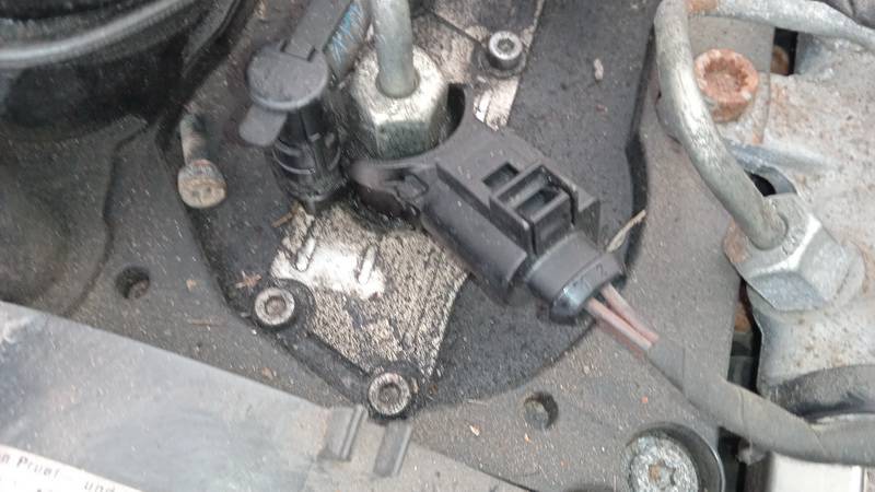 0445116030 Volkswagen Passat 2010 Kuro purkstukas (forsunke)