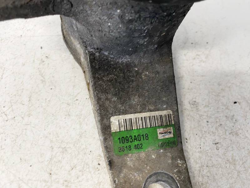 1093A018 Mitsubishi Colt 2004 Variklio pagalves bei Greiciu dezes pagalves - Thumbnail 4