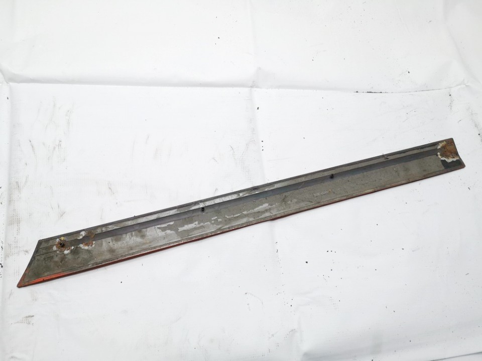 8D0853964B Audi A4 2000 Etuoven lista (muoto) - TAKANA OIKEALLA - Thumbnail 2