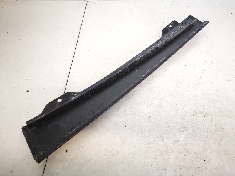 1T0839889 Volkswagen Touran 2004 Glass Trim Molding-weatherstripping - REAR RIGHT - Thumbnail 2