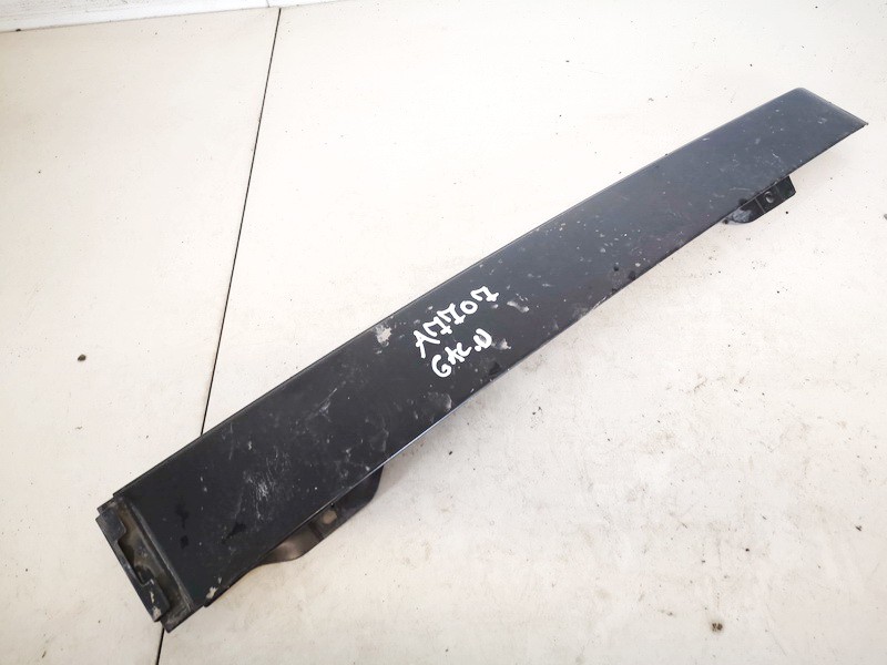 1T0839889 Volkswagen Touran 2004 Glass Trim Molding-weatherstripping - REAR RIGHT