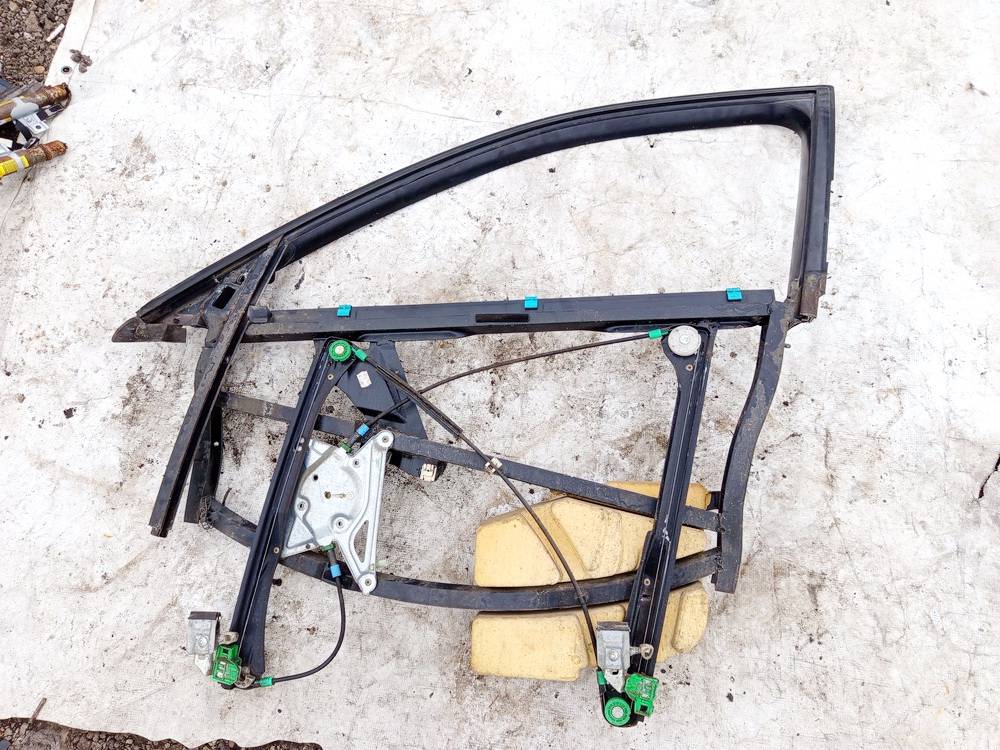 Audi A4 1997 Ościeżnica drzwi - PRZEDNIE LEWE