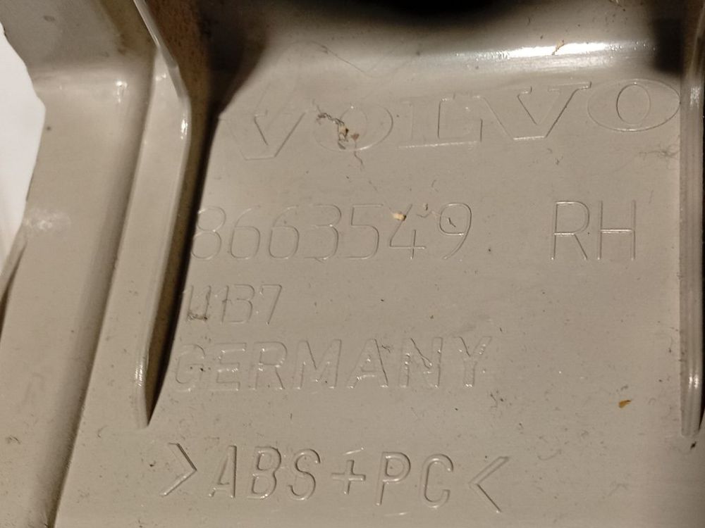 8663549 Volvo S40 2007 Salono apdaila (plastmases) - Thumbnail 4