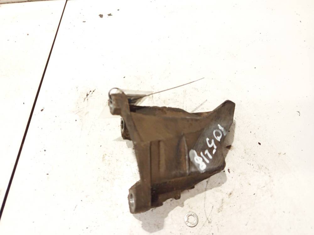 Audi A6 1996 Variklio kronsteinas ir Greiciu dezes kronsteinas