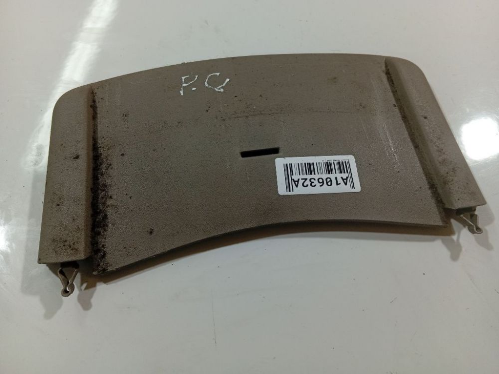 R8103140 Renault Scenic 2005 Wykończenie wnętrza (plastikowe elementy)