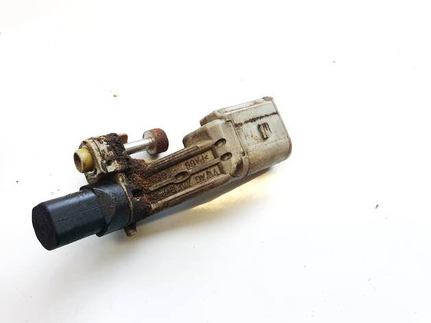 036906433E Volkswagen Passat 2008 Crankshaft Position Sensor - Thumbnail 2
