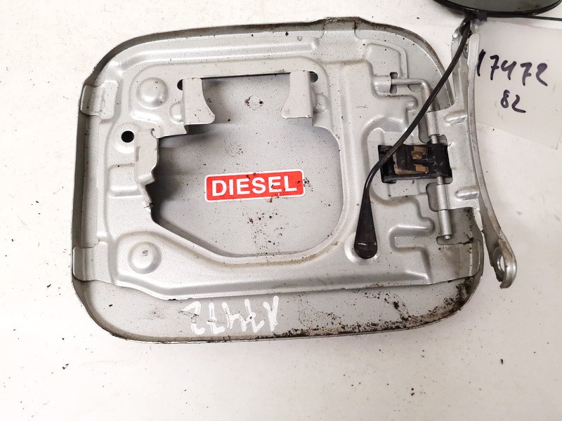 UISED Toyota Avensis 2004 Fuel door Gas cover Tank cap (FUEL FILLER FLAP) - Thumbnail 2