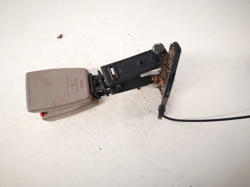 30850010 used Seat belt holder (Seat belt Buckle) rear middle Volvo V40
