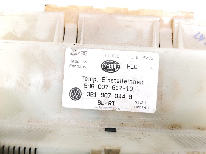3B1907044B Volkswagen Passat 1999 Climate Control Panel (heater control switches) - Thumbnail 3