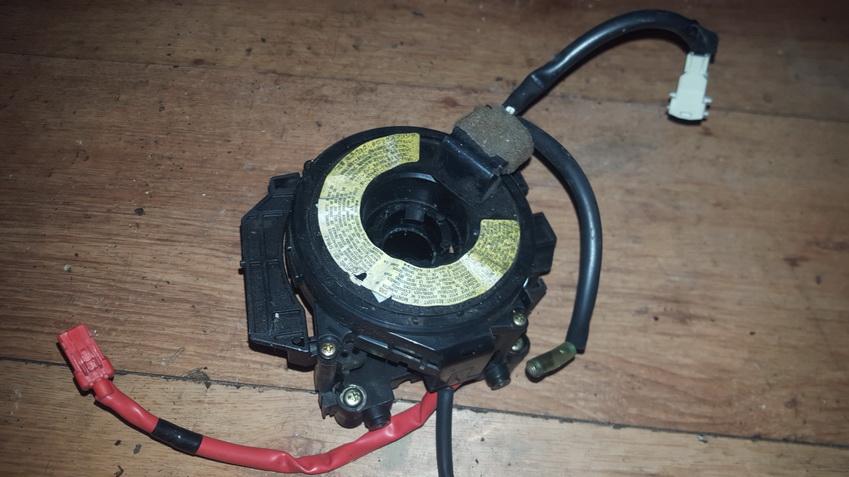 M80G21E90 Mitsubishi Colt 1996 Vairo kasete - srs ziedas - signalinis ziedas