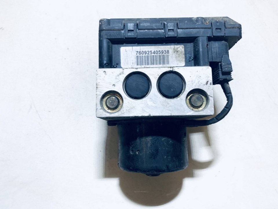 1J0614117D Volkswagen Golf 1999 ABS Unit (ABS Brake Pump) - Thumbnail 2