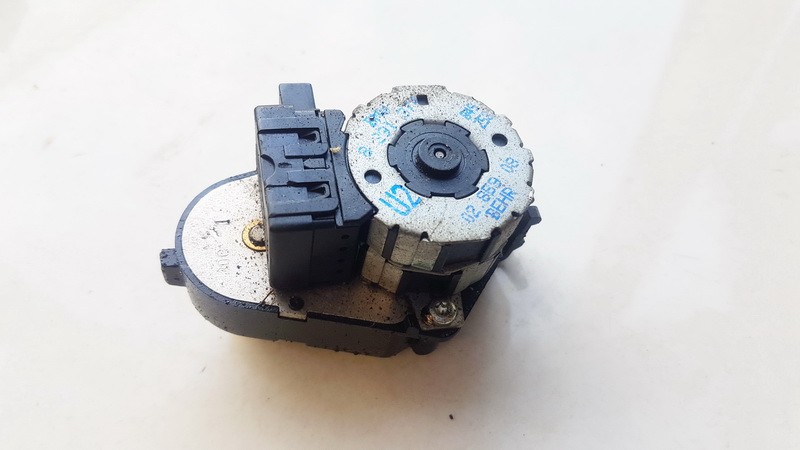 8391374 BMW 3-Series 1998 Heater Vent Flap Control Actuator Motor