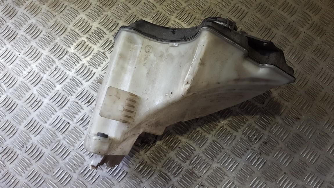 61667007970 BMW 3-Series 2002 Zbiornik Płynu Do Spryskiwaczy