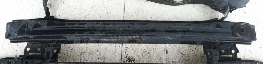 Volkswagen Touran 2005 Puskurin poikkipalkki (vahvistus) - EDESSÄ