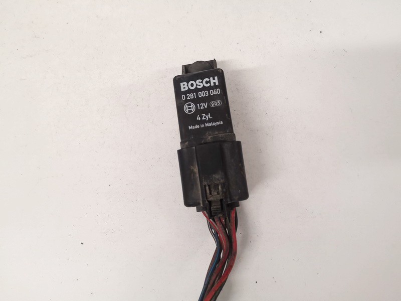 0281003040 05033351aa Glow plug relay Dodge Caliber 2007 2.0L 14EUR