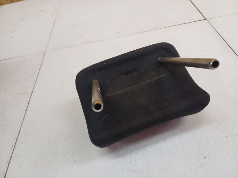 Mercedes-Benz C-CLASS 2002 Seat headrest - Thumbnail 3