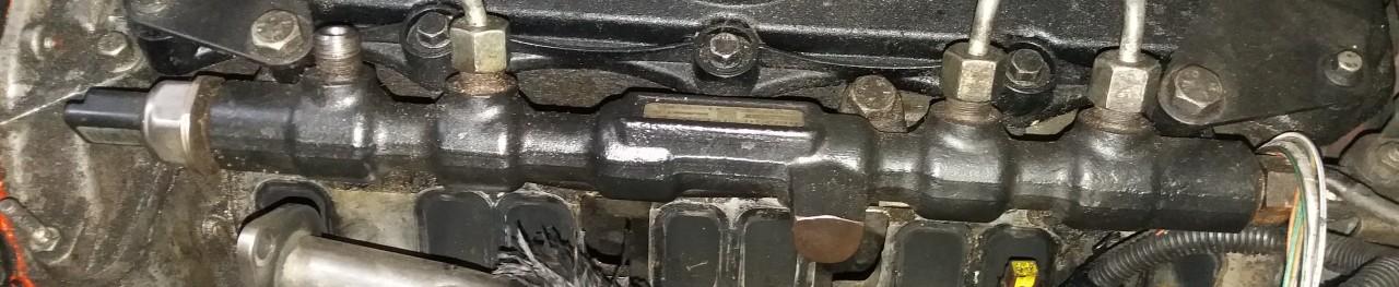 2S7Q9D280AC Ford Mondeo 2003 Fuel injector rail (injectors)(Fuel distributor)