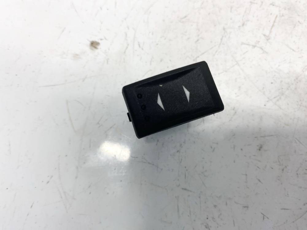 1S7T14529AB Ford Mondeo 2002 Loga vadības poga (loga pacēlāja pogas)