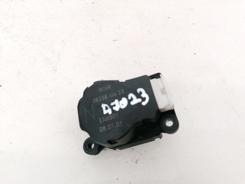 38236UA23 Mercedes-Benz S-CLASS 2000 Peciuko sklendes varikliukas