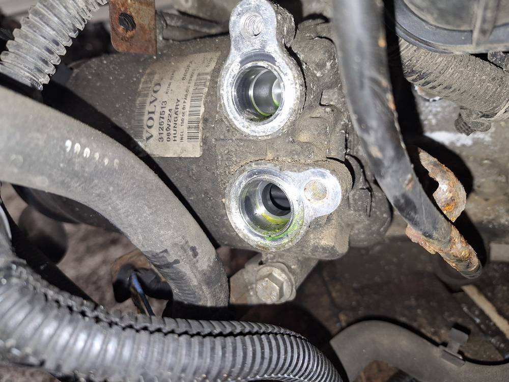 31267513 Volvo V70 2008 AC AIR Compressor Pump - Thumbnail 3