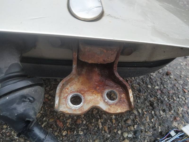 Toyota Avensis Verso 2001 Bisagra superior puerta delantera - RETENEDOR PUERTA