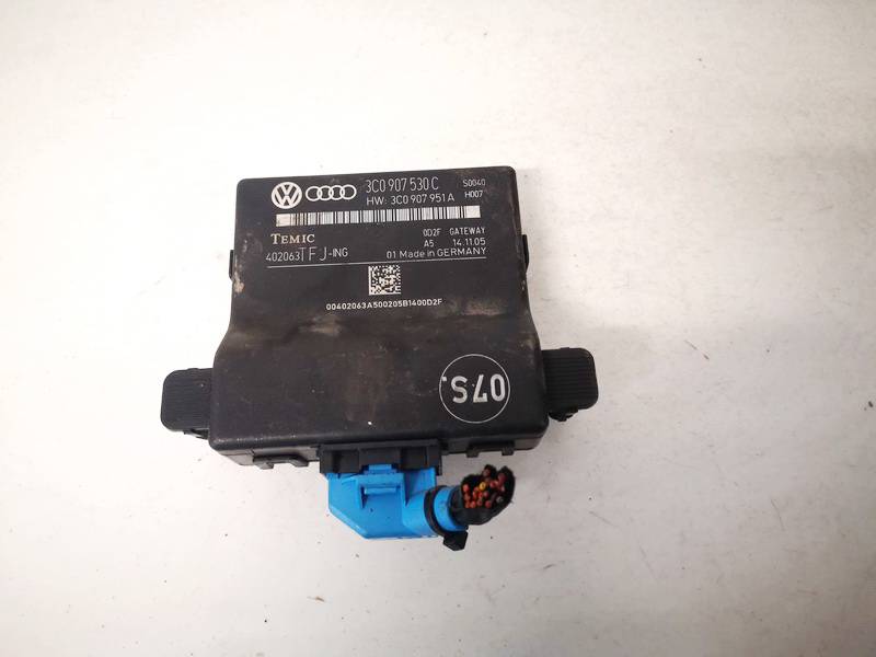 3C0907530C Volkswagen Passat 2007 Door control relay (DOOR CONTROL UNIT MODULE ECU )