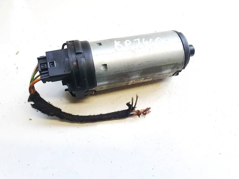 404744 Opel Signum 2004 Sedynes varikliukas P.K.