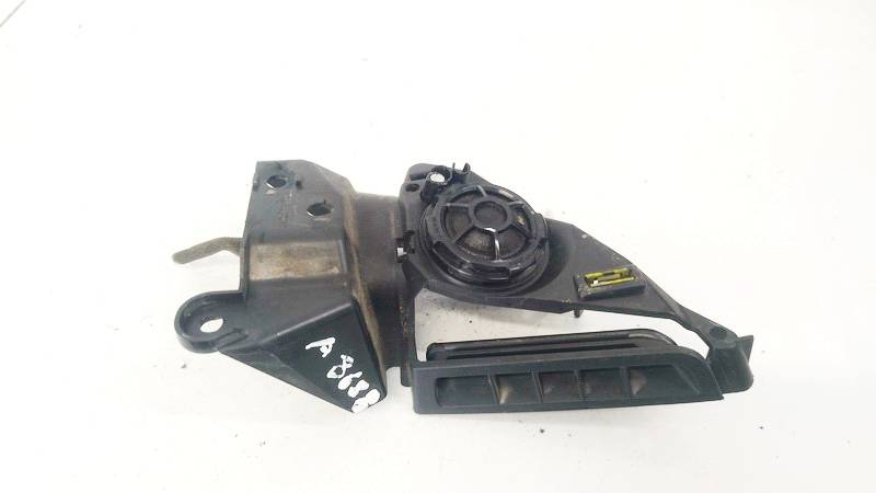 8673066 Volvo V50 2004 Garso kolonele