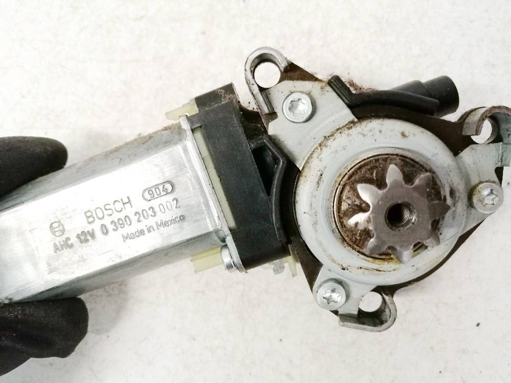 0390203002 Chrysler 300C 2006 Seat Motor Regulator - FRONT LEFT
