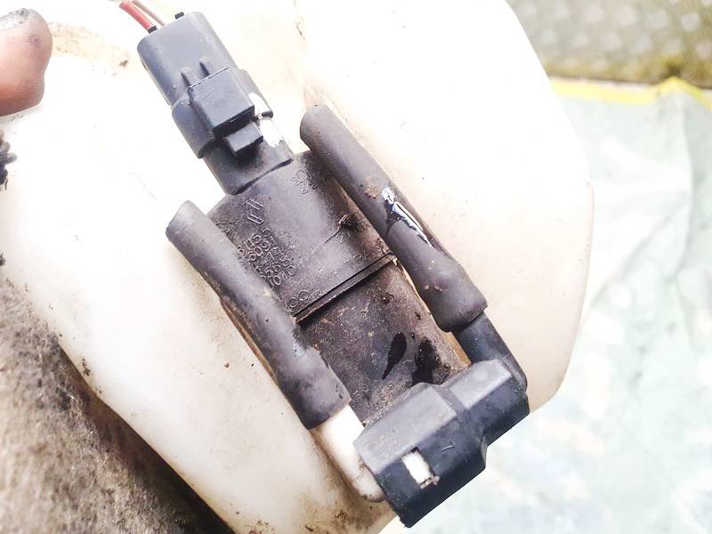 681155 Citroen C3 Picasso 2010 Windshield Windscreen Washer Pump