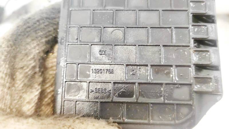 13201768 Opel Astra 2004 Innenausstattung - Thumbnail 2