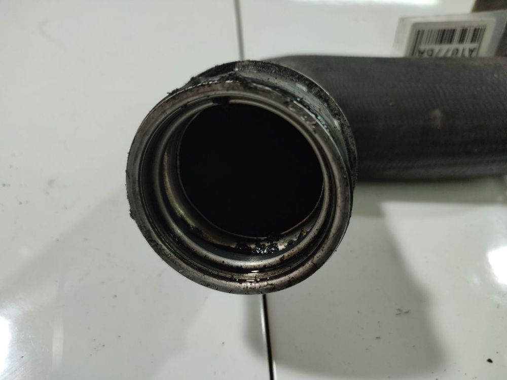 Volkswagen Passat 2005 TURBO INTERCOOLER PIPE HOSE - Thumbnail 2