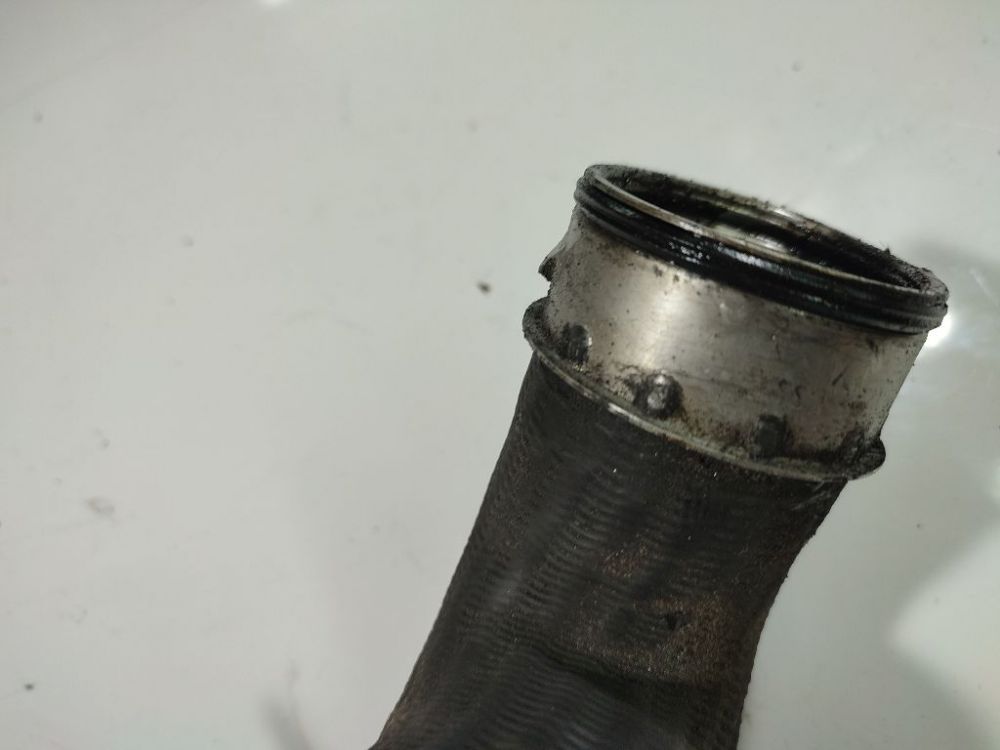 Volkswagen Passat 2005 TURBO INTERCOOLER PIPE HOSE - Thumbnail 4