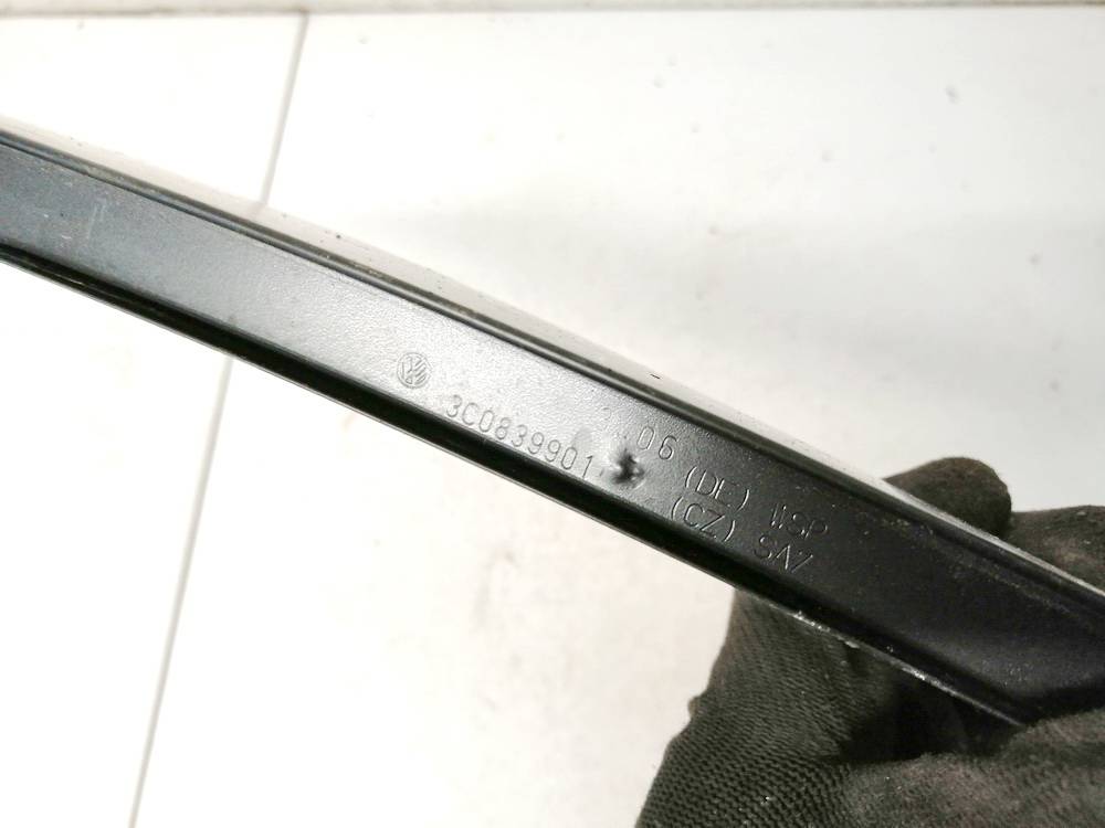 3C0839901 Volkswagen Passat 2006 Glass Trim Molding-weatherstripping - REAR LEFT - Thumbnail 3
