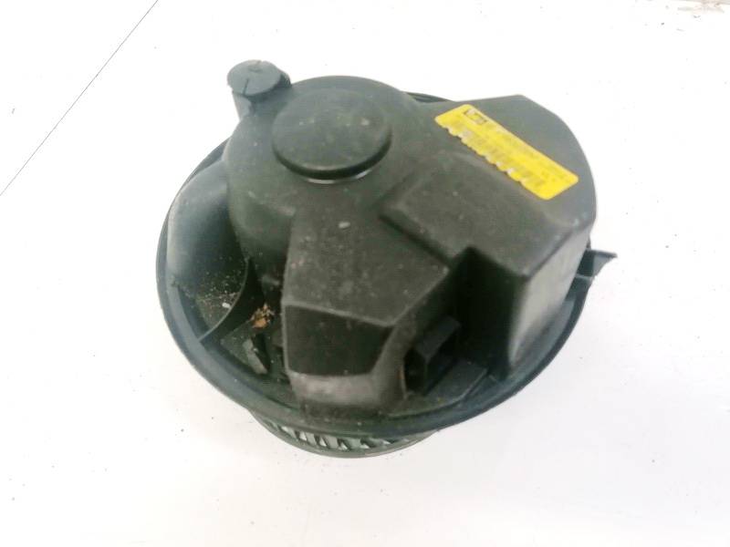 1K1820015D Volkswagen Touran 2006 Heater blower assy