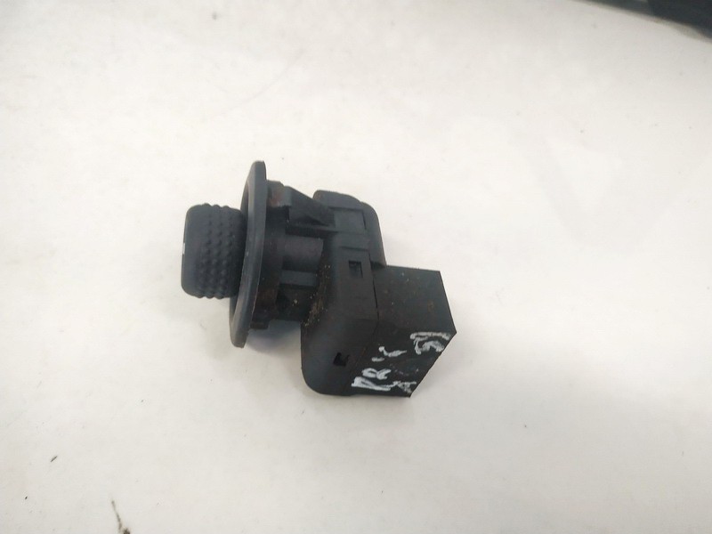 7700429992 Renault Megane 2000 Wing mirror control switch (Exterior Mirror Switch) - Thumbnail 2