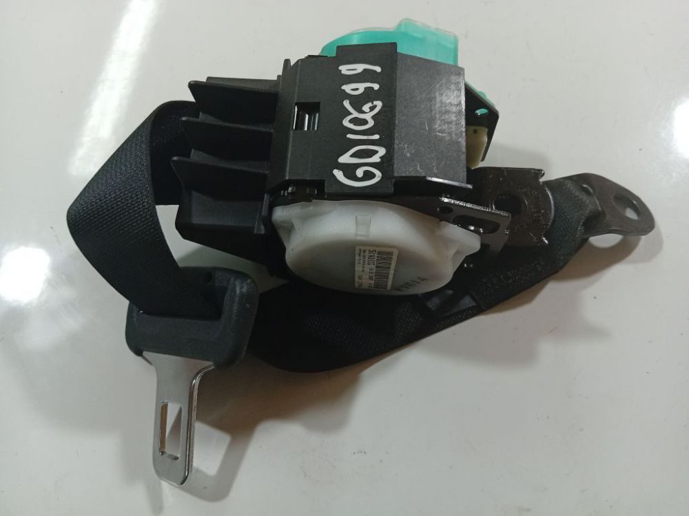 7335005042 Toyota Avensis 2007 Ceinture de Sécurité arriere centrale