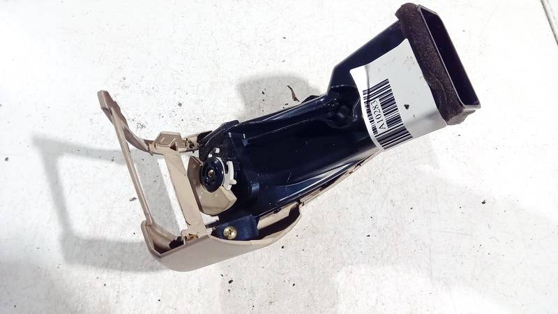 E6915831100 Nissan Murano 2005 Dash Vent (Air Vent Grille)