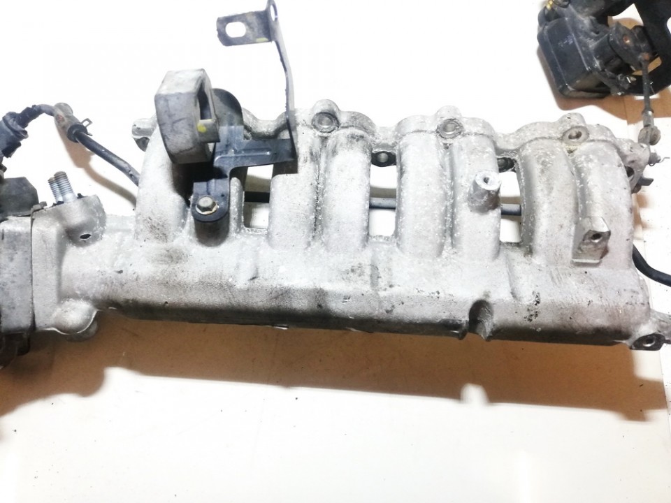 Kia Ceed 2012 Isiurbimo kolektorius - Thumbnail 2